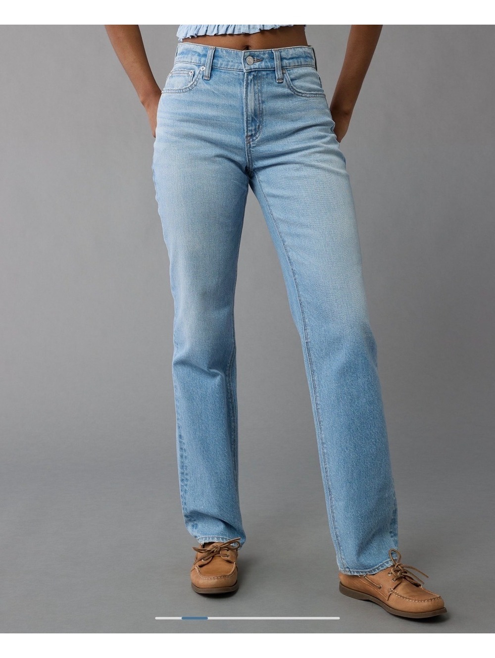AE Super High-Rise Straight Light Wash Jeans 6S